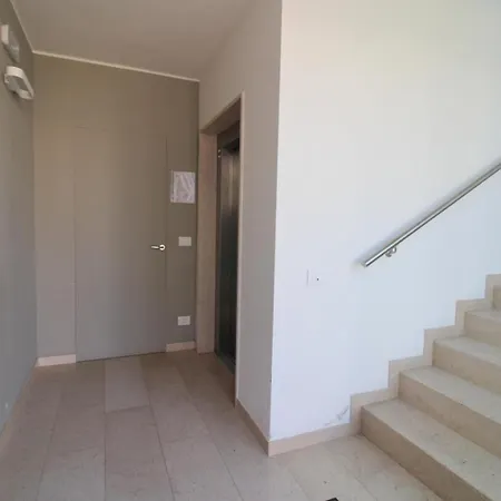 Meit Apartment *
